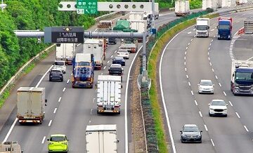 ゴールデンウィークの長距離ドライブ保険チェックリスト