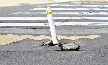 自損事故と他損事故の補償内容の違い